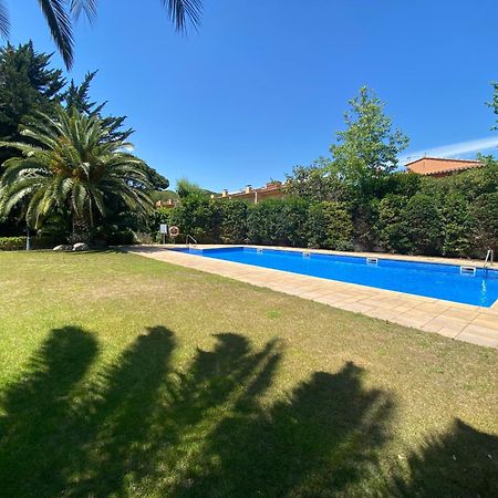 Apartament Per Parelles Reformat Amb Piscina كاليلا دو بالافروجيل المظهر الخارجي الصورة
