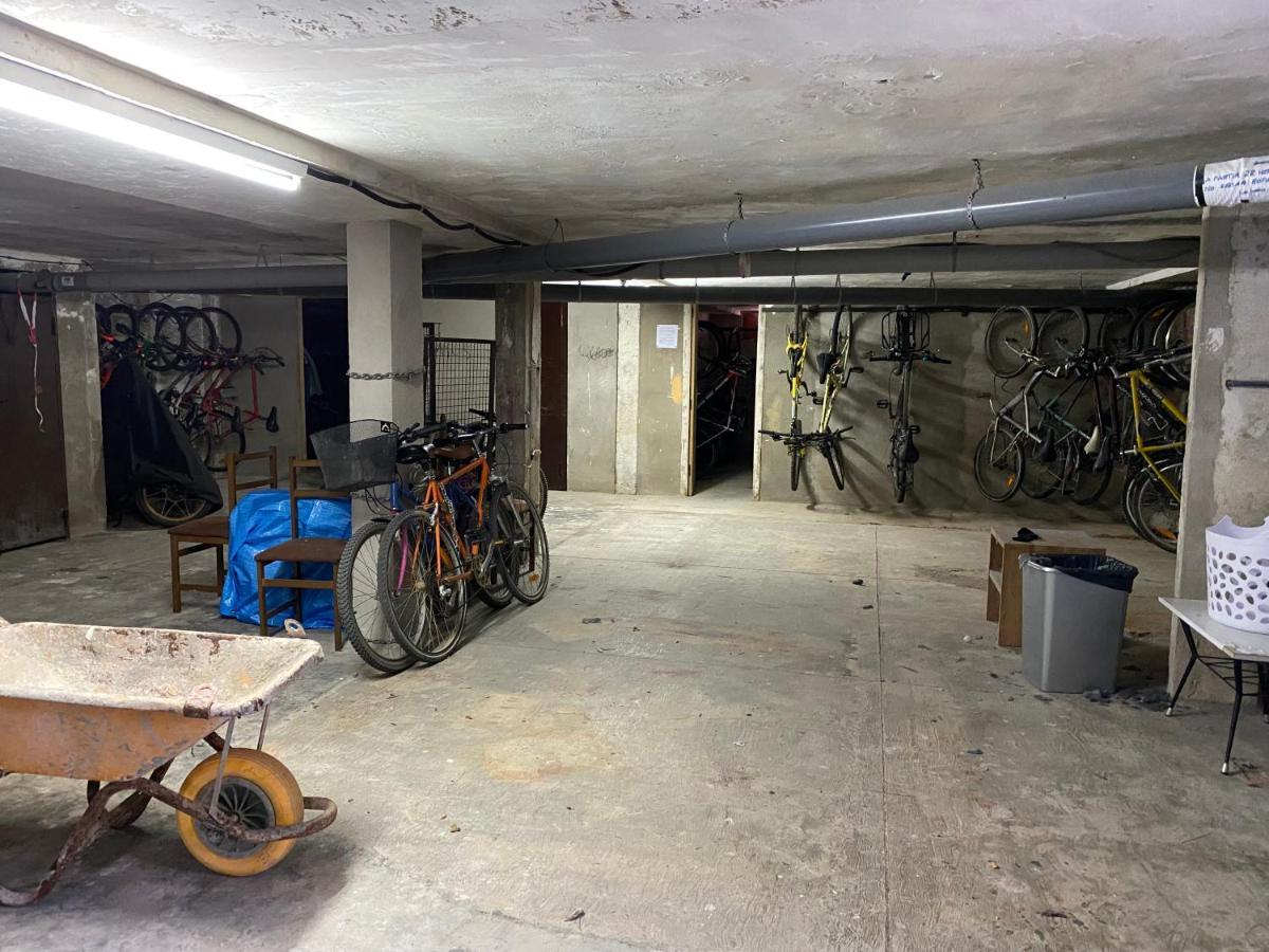 Apartament Per Parelles Reformat Amb Piscina كاليلا دو بالافروجيل المظهر الخارجي الصورة